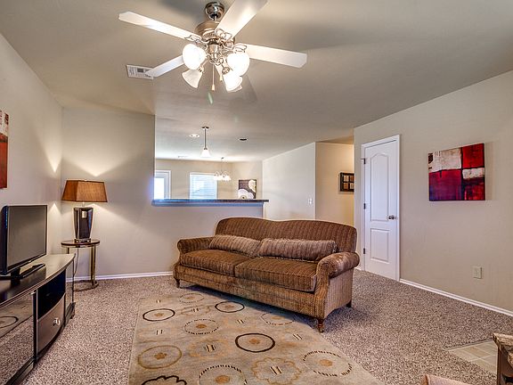5th image of 13660 Bradbury Ln