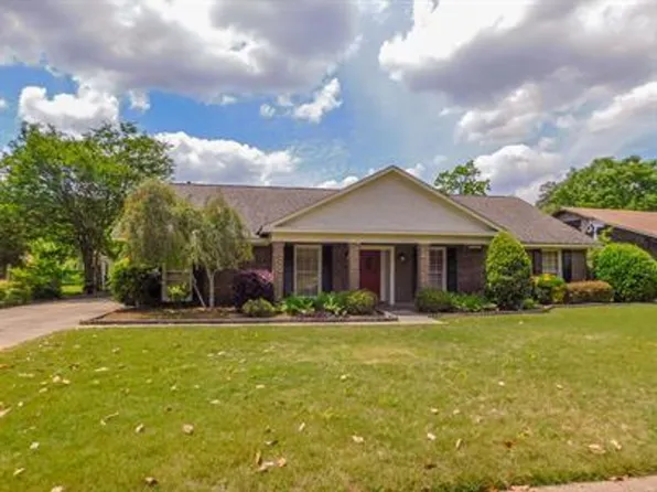 212 Davors Dr, Montgomery, AL 36109