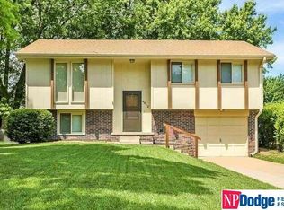 4612 N 130th Avenue Cir, Omaha, NE 68164