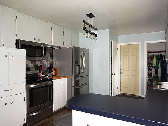 4th image of 3316 Potter Road