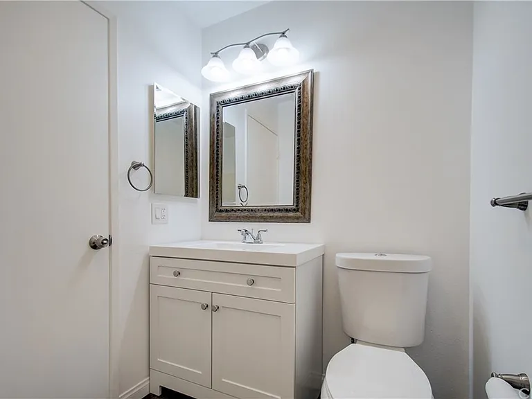 262 Streamwood — Photo 229