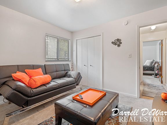 3rd image of 1251 60th St SE