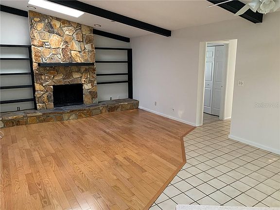 2nd image of 4855 Huntleigh Dr