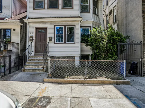26 Olean Avenue image 1 of 49