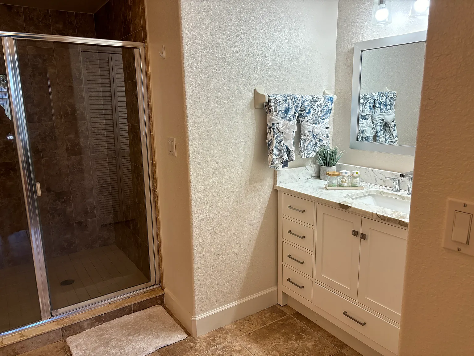 816 Mystic Dr — Photo 4