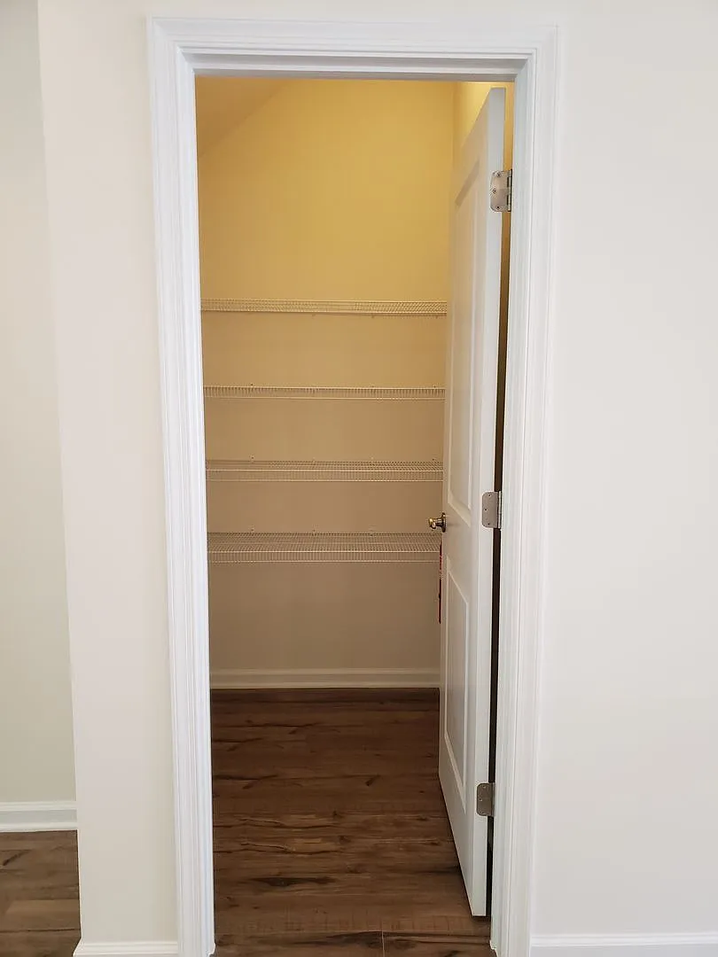 3937 Northridge Street — Photo 4