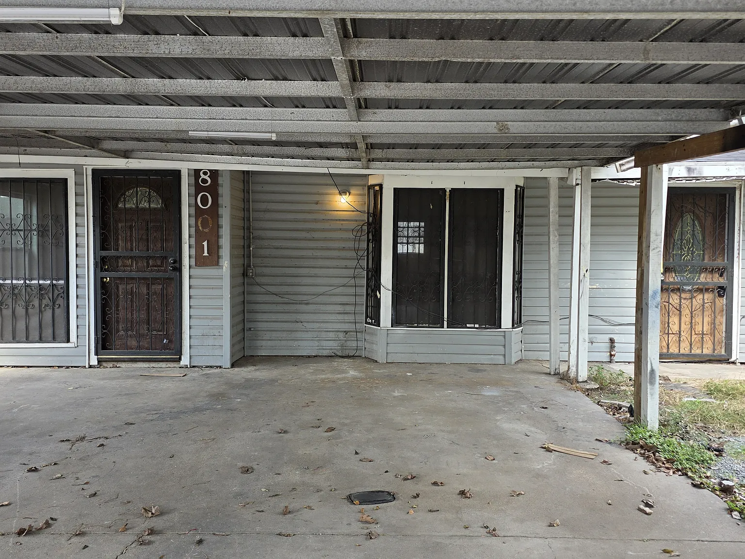 3 bed, 1254 sqft, $1,400 — Photo 1