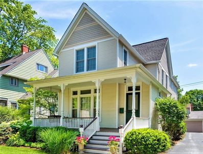 415 S Ashland Ave, La Grange, IL, 60525