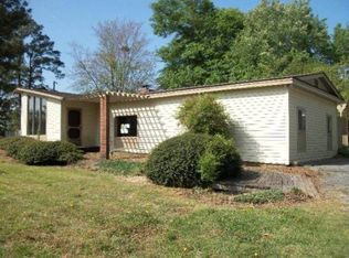 3095 James B White Hwy N, Whiteville, NC 28472