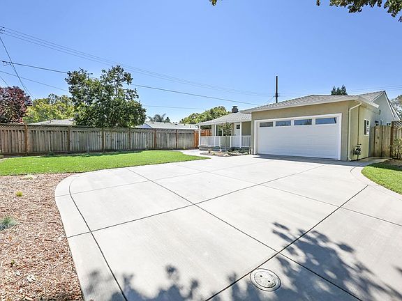 2nd image of 662 Starr Ct