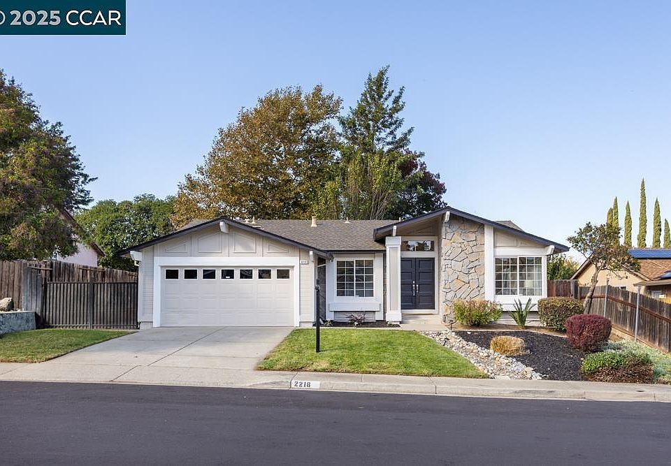 1st image of 2218 Daffodil Dr
