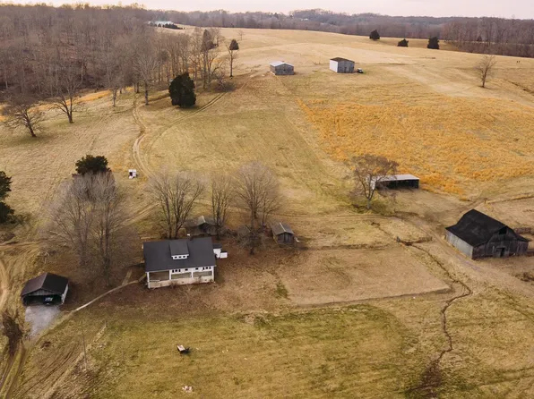 1768 Old Gallatin Rd, Portland, TN 37148