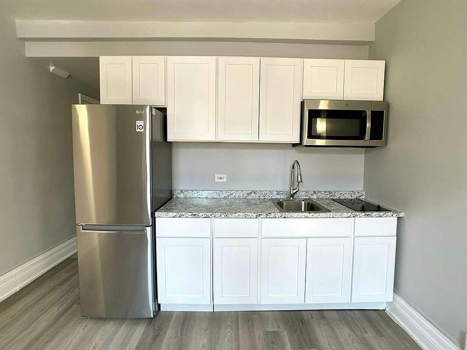 1st image of 240 W 73rd St APT 819