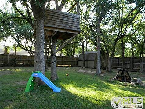 5th image of 505 Mesquite St