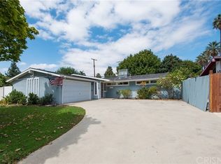 18229 Cantara St, Reseda, CA 91335