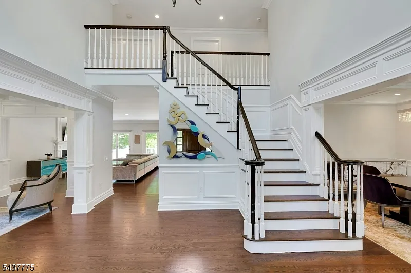 7 bed, 6.5 bath, $17,000 — Photo 3