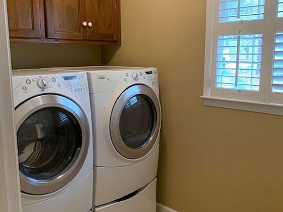 4th image of 2124 Northwood Cir