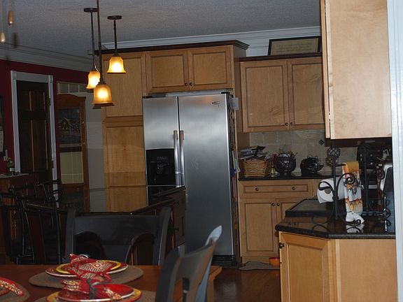Updated, upgraded kitchen with granite 