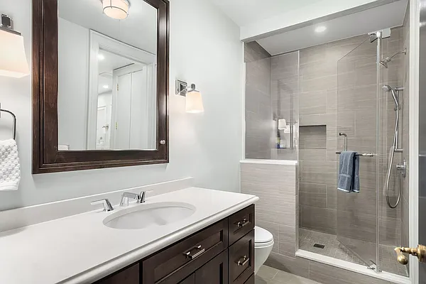 Sold by Compass | media 7