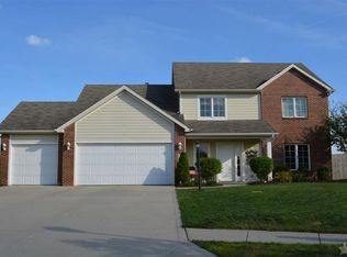 12706 Chancel Ct, Fort Wayne, IN 46845