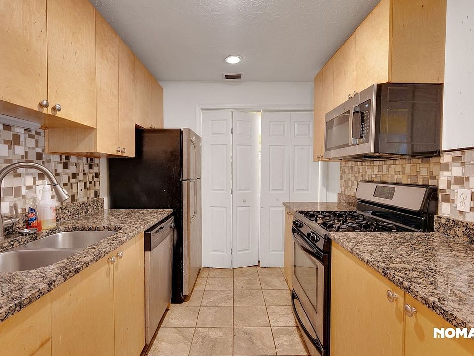 1st image of 1203 Gettysburg Pl