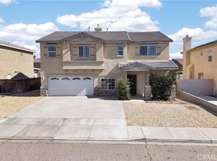 13878 Chestnut St, Victorville, CA 92392