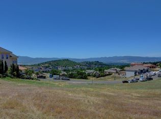 5646 Autumn Park Dr, Medford, OR 97504