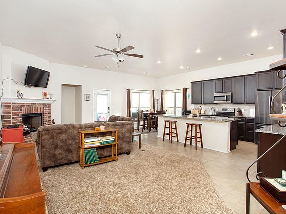 3rd image of 9302 Rockwood Dr