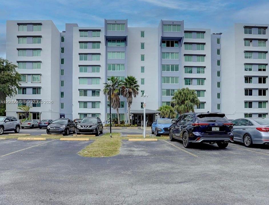 1st image of 9125 SW 77th Ave #504