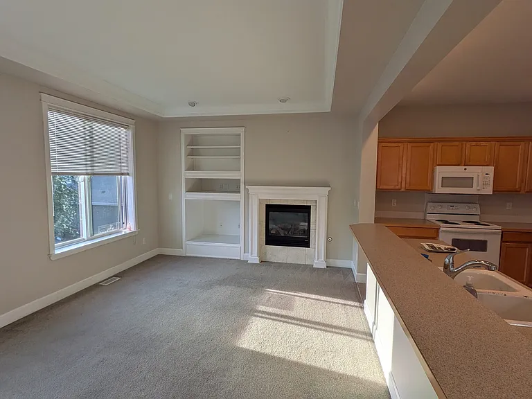 1434 Cherry Ave — Photo 9