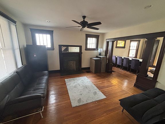 4th image of 2620 Euclid Ave