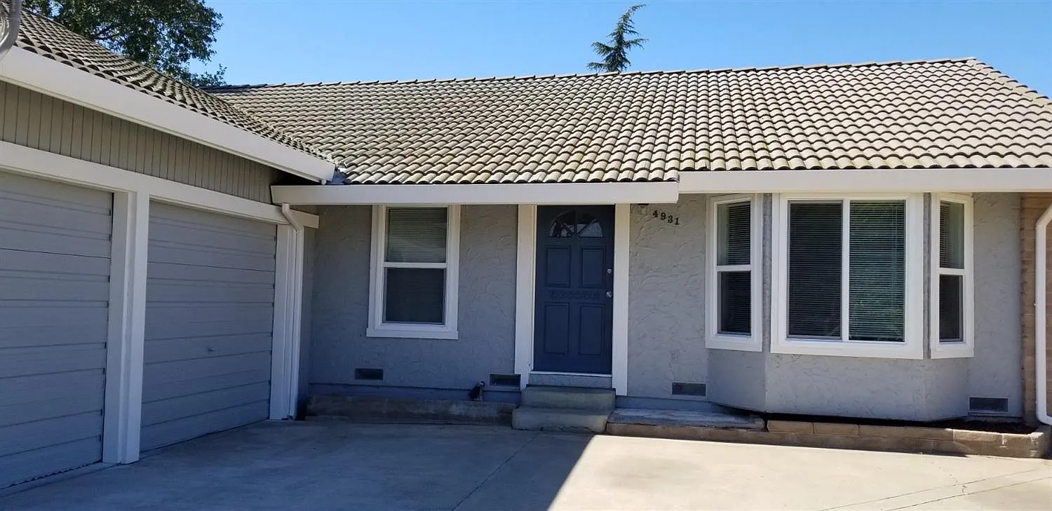 4931 Warren Ave photo 1
