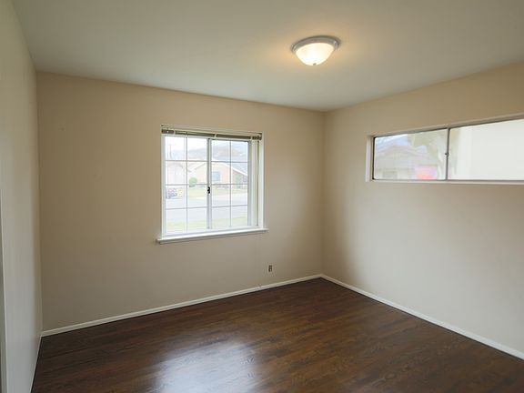 4th image of 2506 Ansley Ave