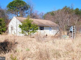 7611 Alpine Beach Rd, Pasadena, MD 21122