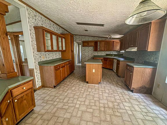 5th image of 5623 Tom Sawyer Rd