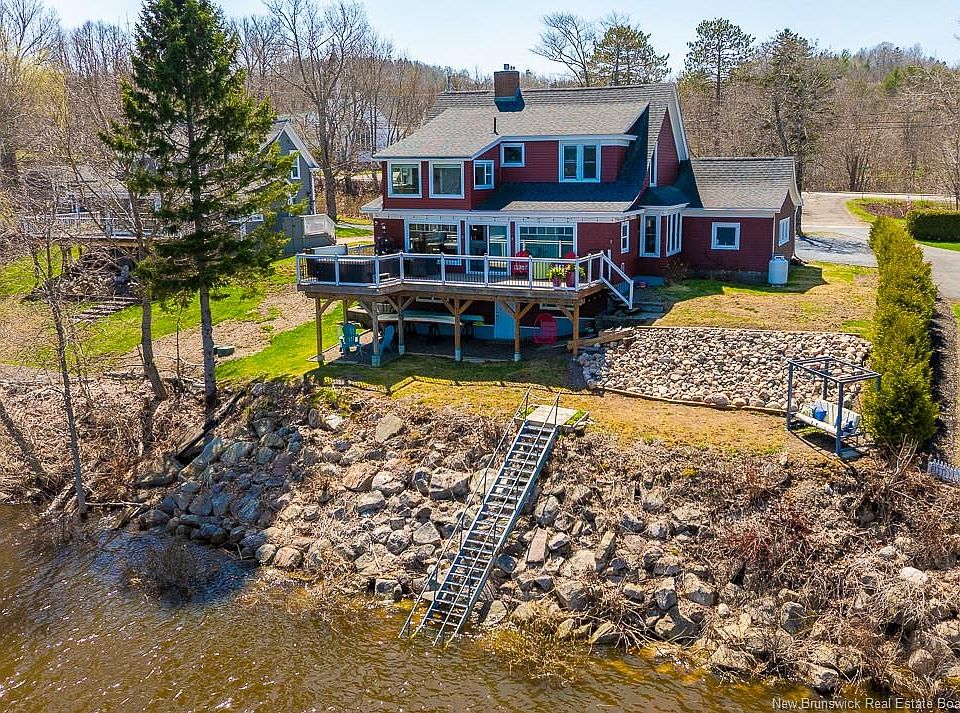 1st image of 9 Driftwood Ln