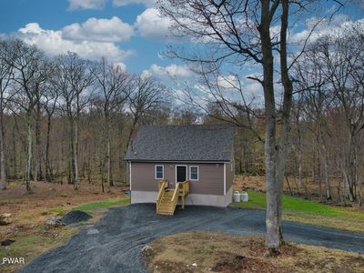 161 Ledgeway Dr, Dingmans Ferry, PA, 18328