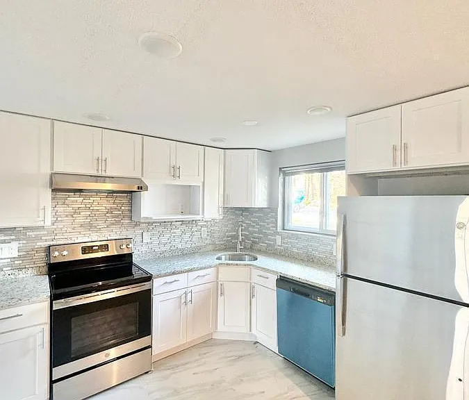52 Perry Hill Rd #3E — Photo 1