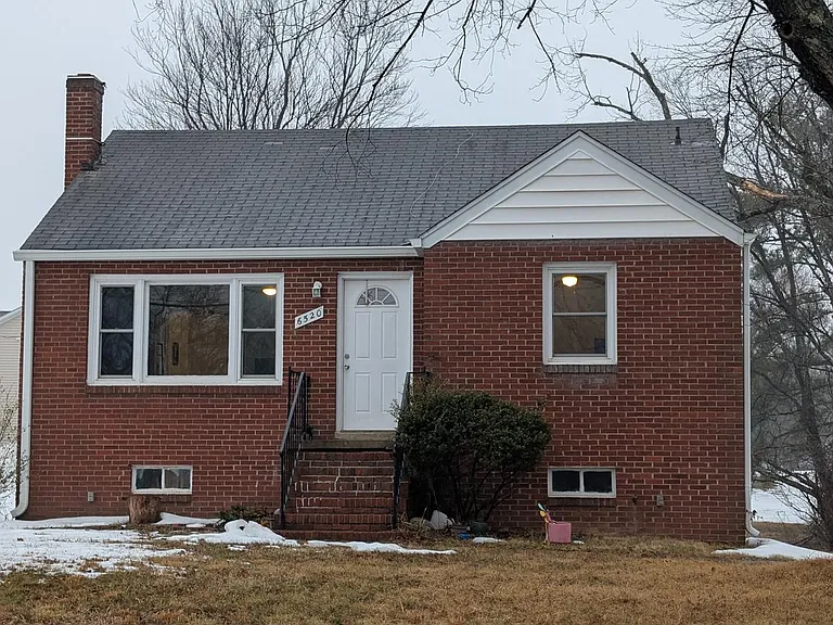 6520 Old Carolina Rd — Photo 1