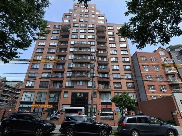 132-35 41st Rd #5D, Flushing, NY 11355