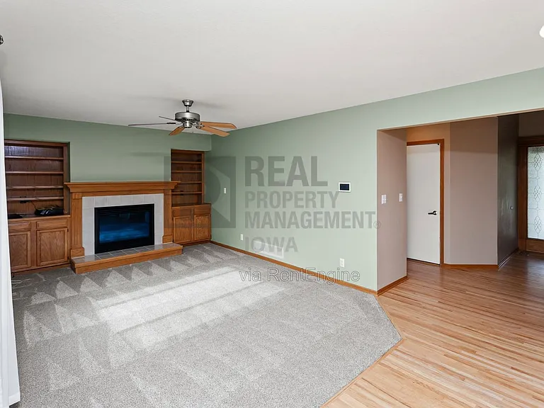 8912 Highland Oaks Dr — Photo 7