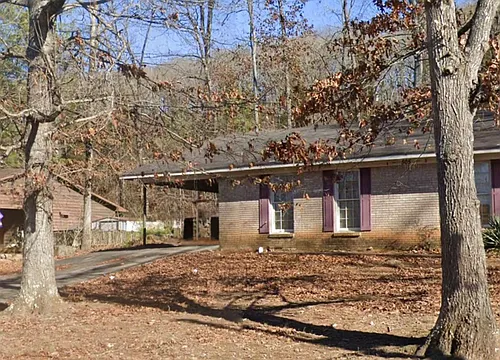 505 Chateau Dr SE Photo 1