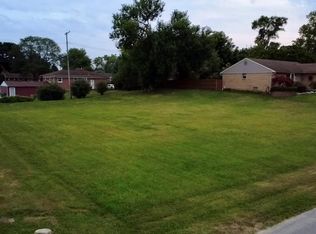 31525 Windsor St, Garden City, MI 48135