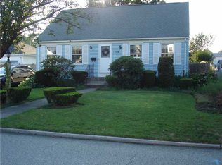 43 Magnolia St, Cranston, RI 02910