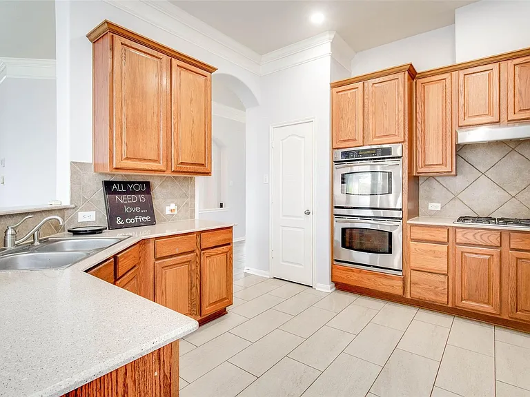 9323 Hillhaven Ct — Photo 9