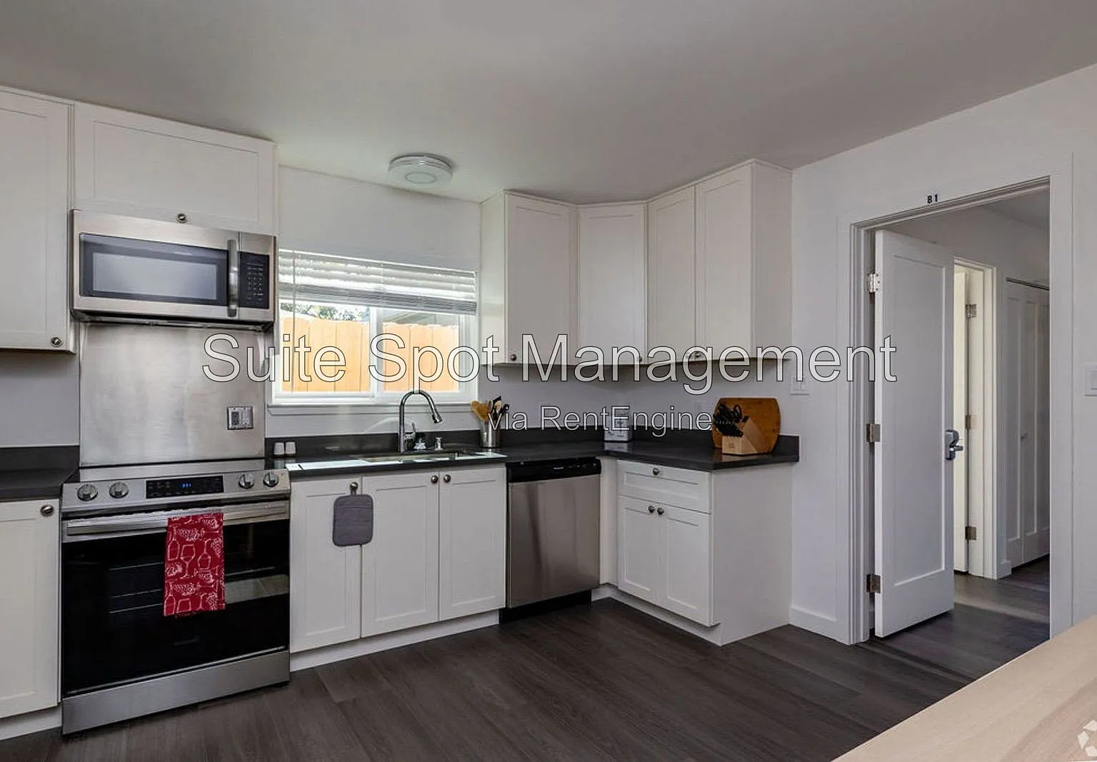 Studio, $1,800 — Photo 3