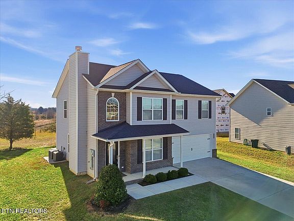 2nd image of 3132 Dominion Dr