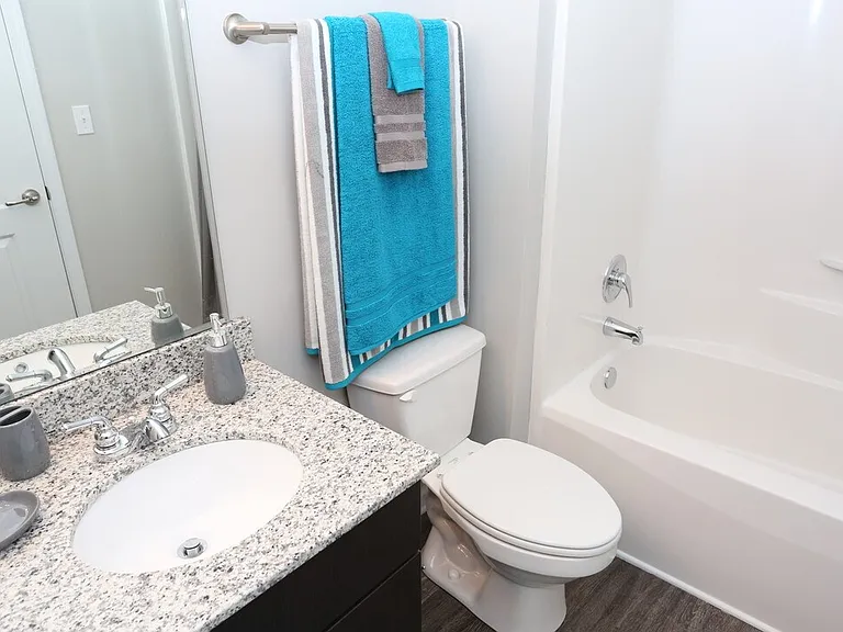 9905 Knoxshire Pl #202 — Photo 12