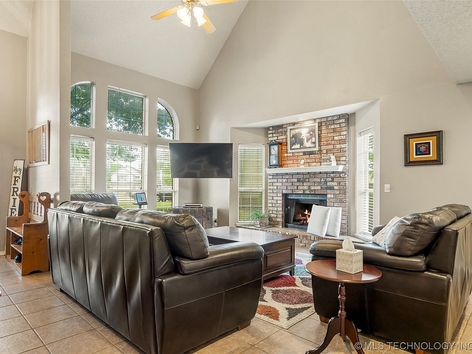 3004 W Fort Worth St, Broken Arrow, OK 74012 Zillow