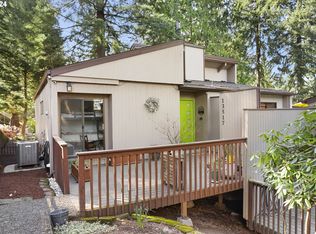 13517 NE Regents Dr, Vancouver, WA